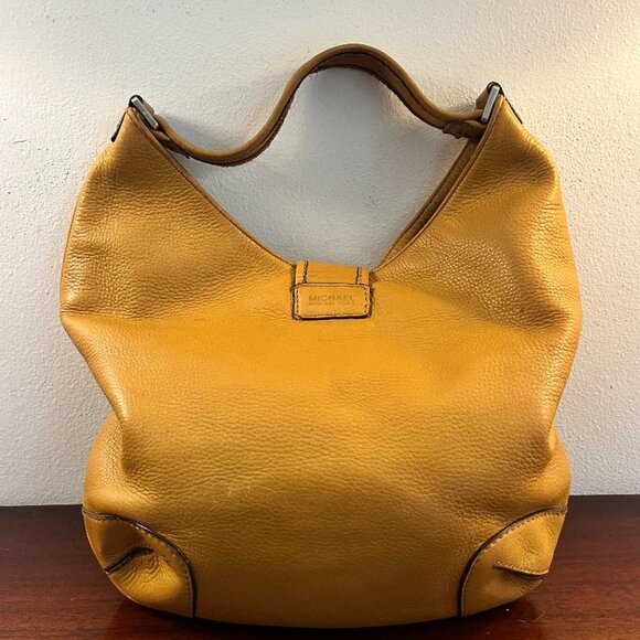 Michael Kors Purse Pre-owned Hobo Style Camel Leather Smoke Fee Shoulder Bag - Picture 2 of 4